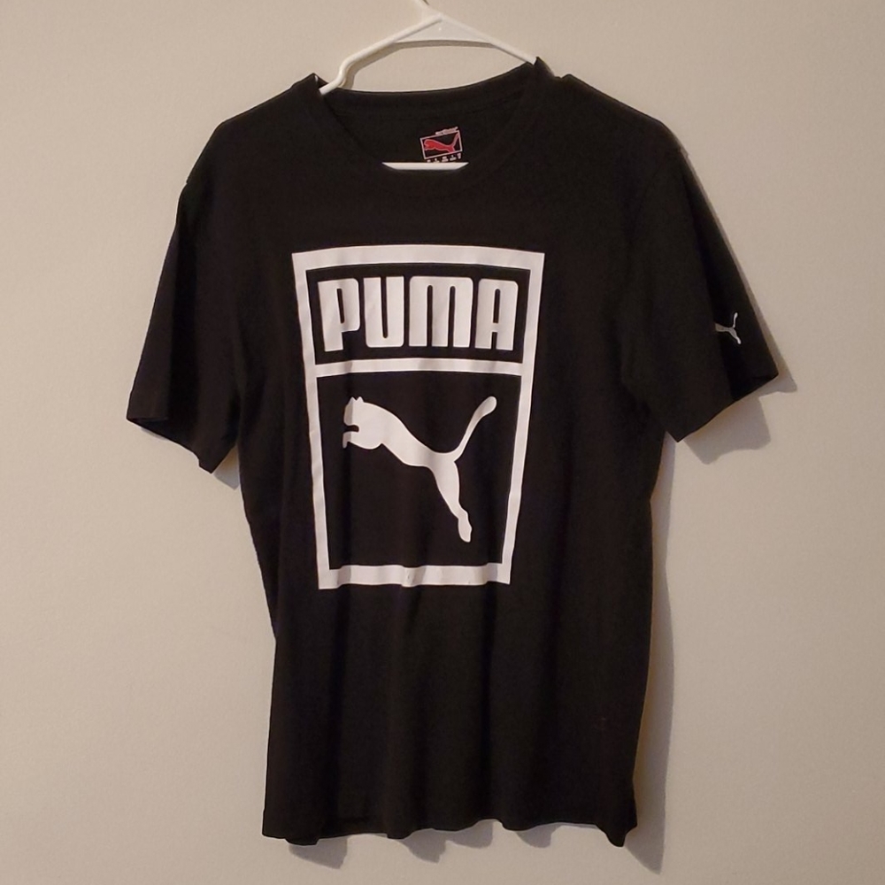 Puma short sleeve/ large puma logo on front